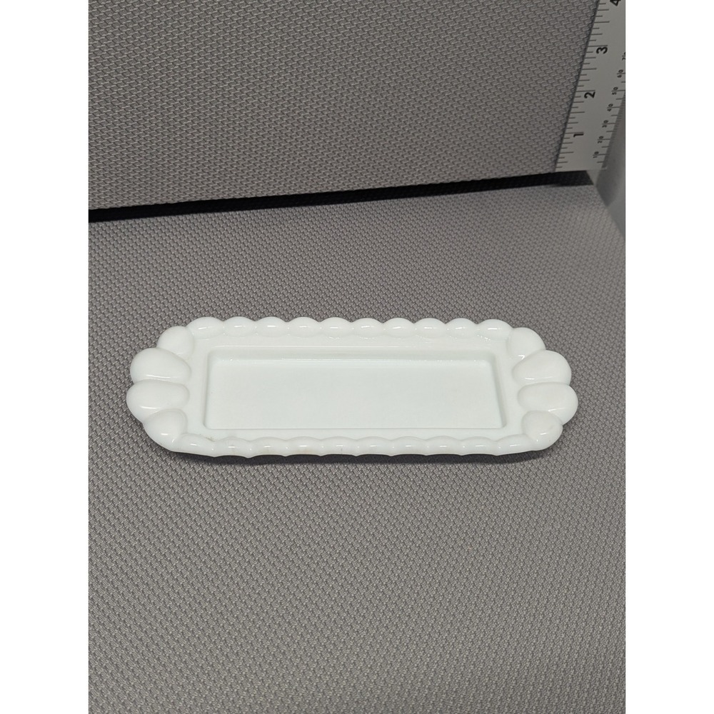 Vintage Westmoreland Milk Glass Butter Dish Paneled Grape White Covered Server - Picture 7 of 9